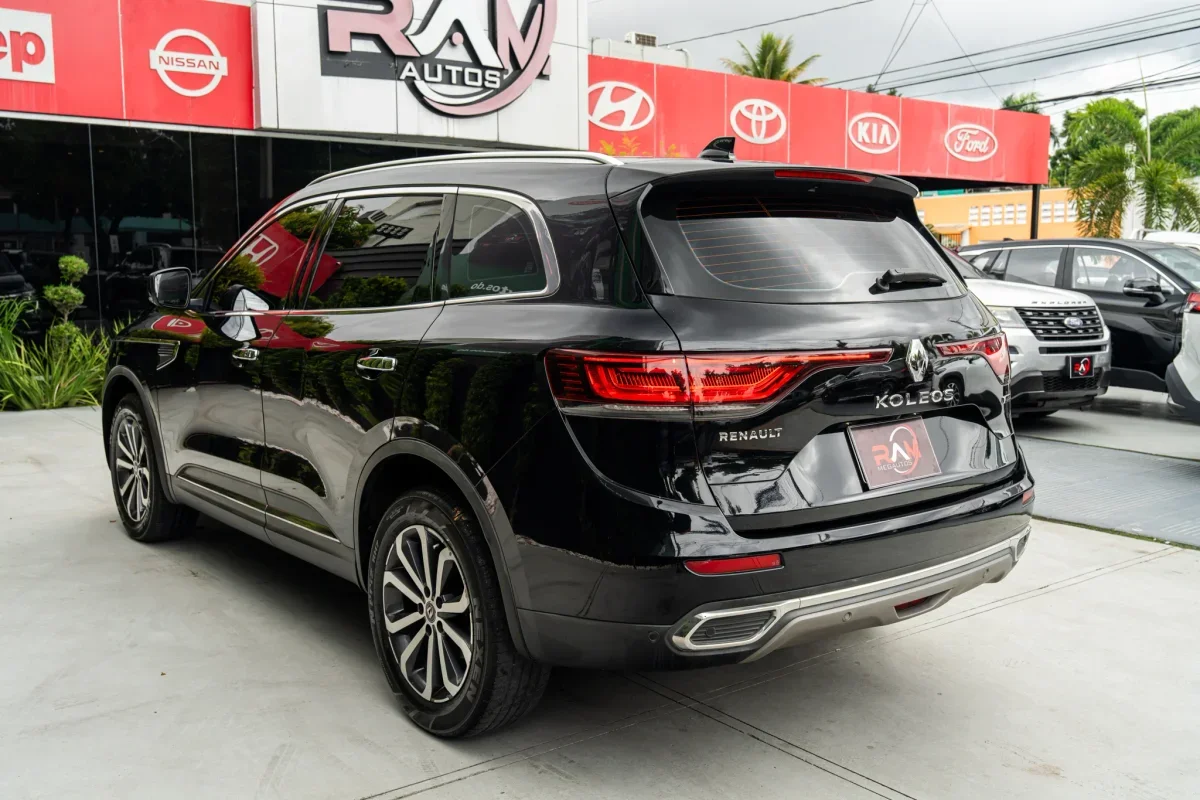 Renault Koleos Full Hybrid E-tech 2022 - Imagen 8