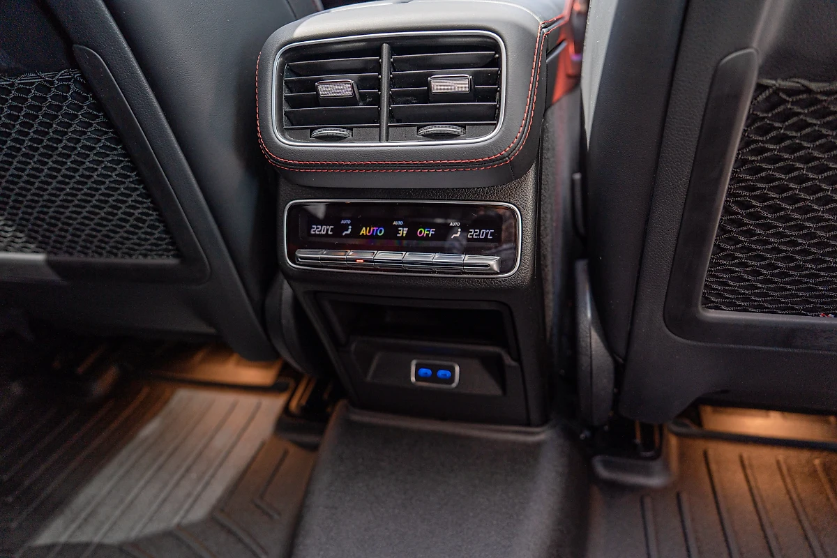 Mercedes Benz GLE 53 AMG Coupe Plus 2024 - Imagen 4