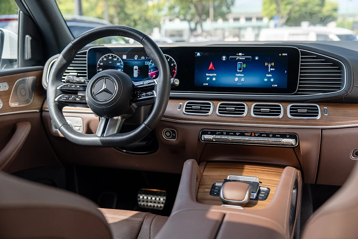 Mercedes Benz GLS 450 4MATIC 2024 - Imagen 9