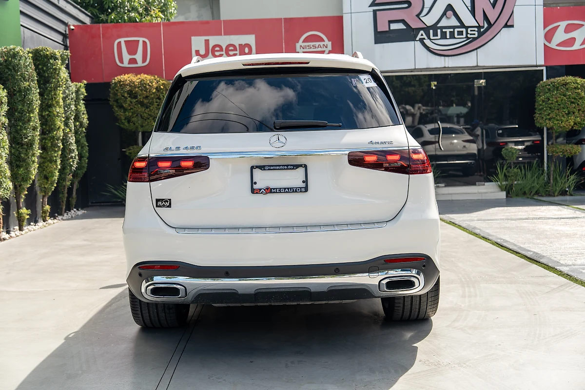 Mercedes Benz GLS 450 4MATIC 2024 - Imagen 20
