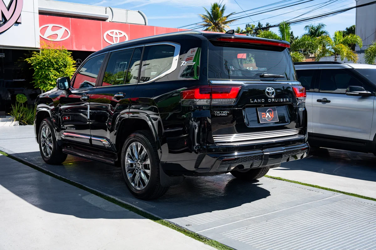 Toyota Land Cruiser VXR EXCLUSIVE 2026 - Imagen 5