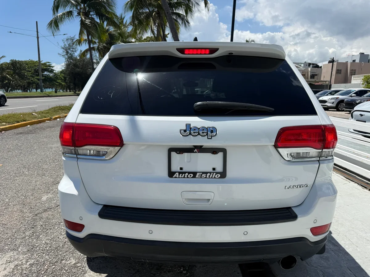Jeep Grand Cherokee Laredo 2019 - Imagen 6