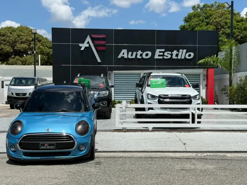 2017 Mini Cooper Clubman usado en venta por AUTO ESTILO SRL