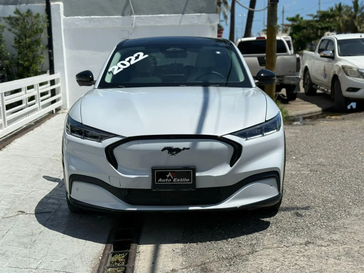 Ford Mustang Mach-E Premium 2021 - Imagen 2